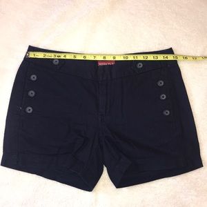 3 for $15 or 5 for $25 🌺🛍
Merona Navy Shorts